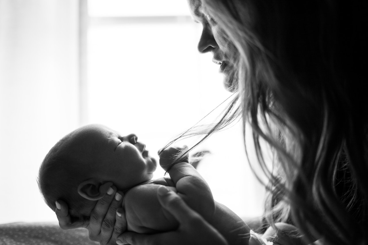 Parenting 101: 4 Parenting Tips Every New Mom Needs